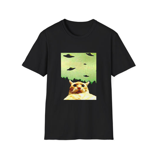 UFO Cat T-Shirt: Fun Statement Apparel for Cat Lovers, Gift for Pet Lovers, Quirky Fashion, Casual Wear