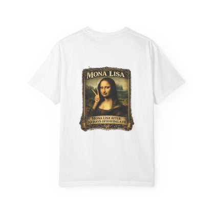 Mona Lisa Peace Sign Tee — "Mona Lisa After 10 Days of Having a FB" Graphic T-Shirt